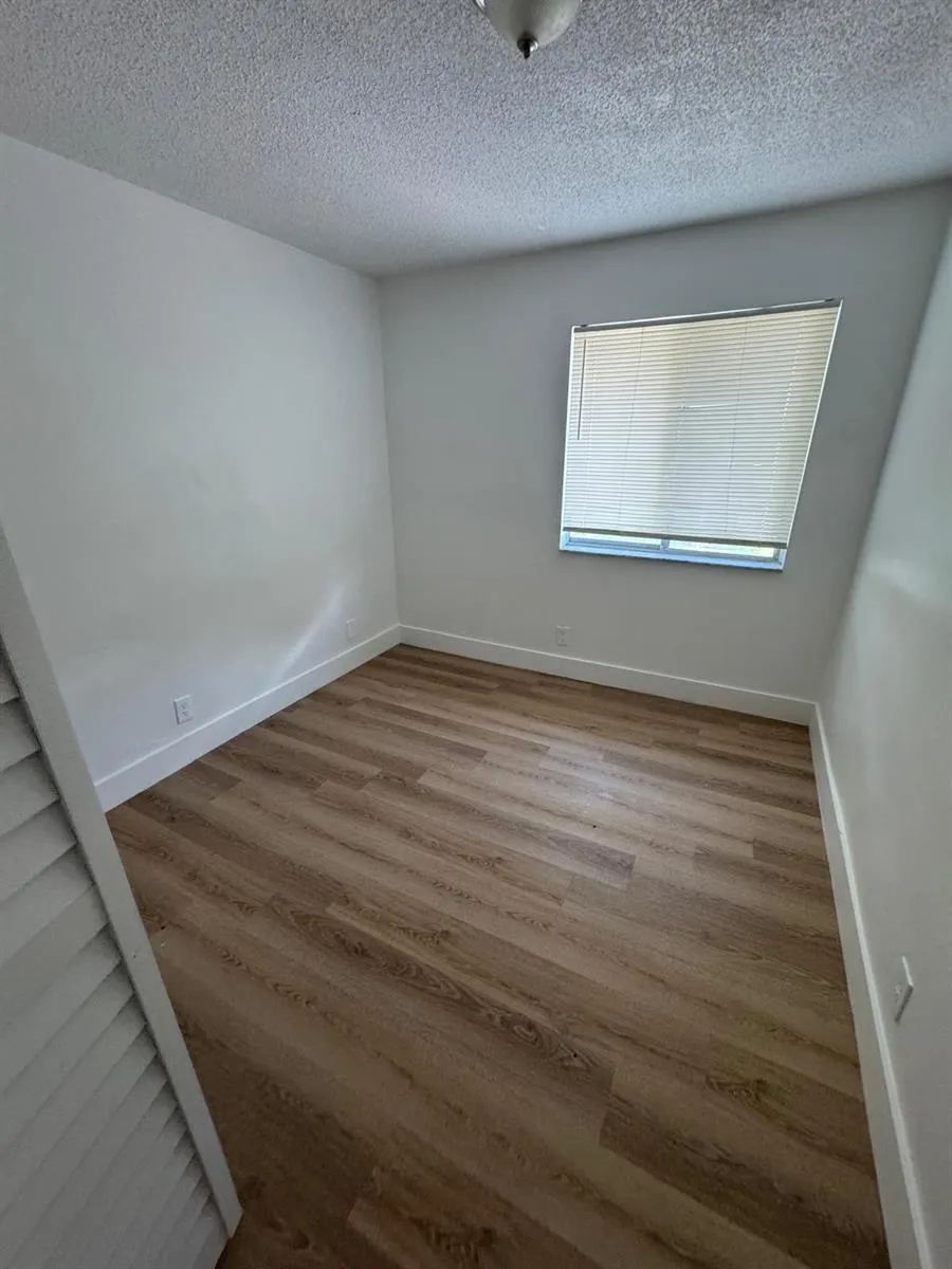 5830 NW 21ST STREET #40-E Lauderhill, FL 33313
