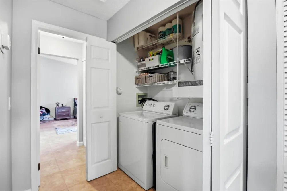 204 Meadows Drive Boynton Beach, FL 33436
