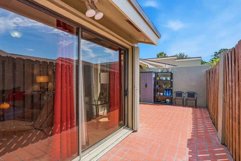 204 Meadows Drive Boynton Beach, FL 33436