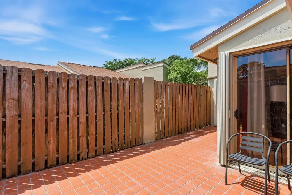 204 Meadows Drive Boynton Beach, FL 33436