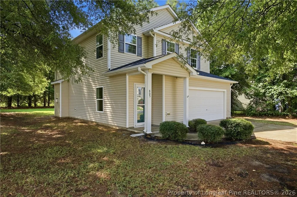805 Bellingham Way Fayetteville, NC 28312