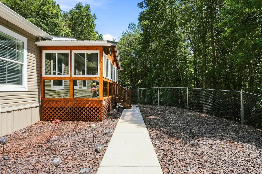 657 Barnes Mountain Road Ellijay, GA 30540
