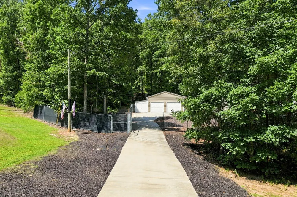657 Barnes Mountain Road Ellijay, GA 30540