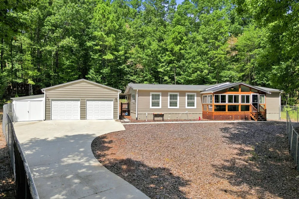 657 Barnes Mountain Road Ellijay, GA 30540