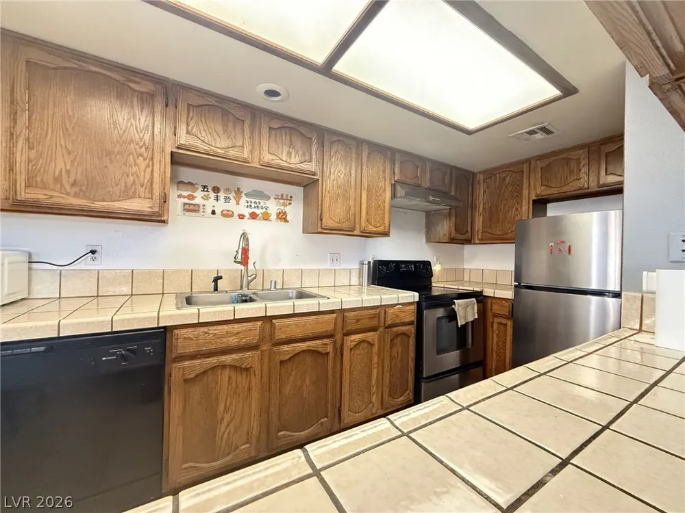 4191 Gannet Circle #234 Las Vegas, NV 89103