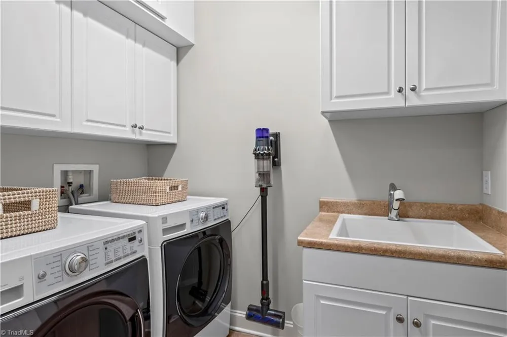 3420 Meridian Way Winston-Salem, NC 27104