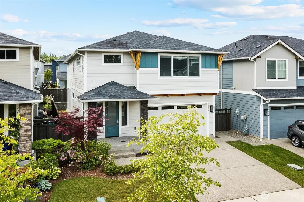 33533 Juniper Avenue SE Black Diamond, WA 98010