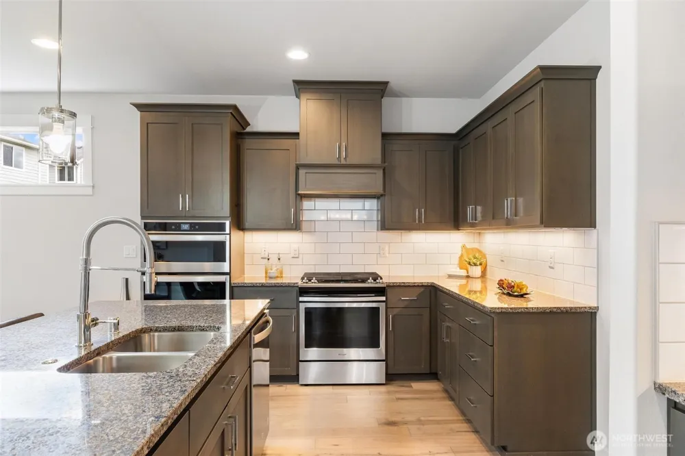 33533 Juniper Avenue SE Black Diamond, WA 98010