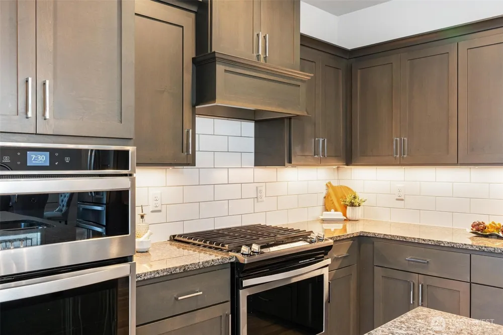 33533 Juniper Avenue SE Black Diamond, WA 98010