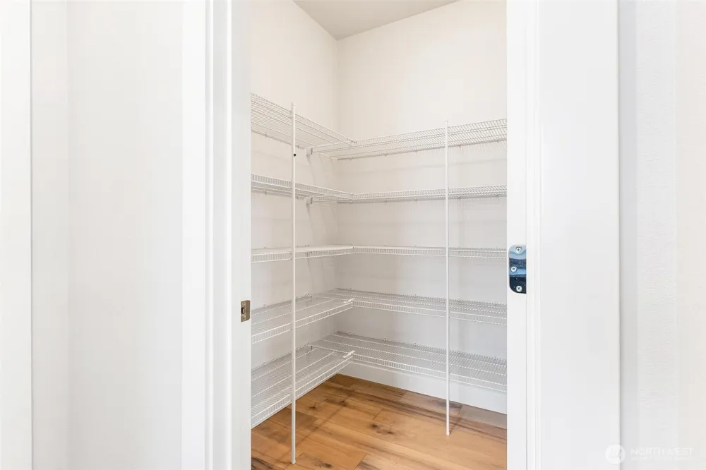 33533 Juniper Avenue SE Black Diamond, WA 98010