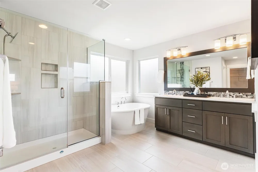 33533 Juniper Avenue SE Black Diamond, WA 98010