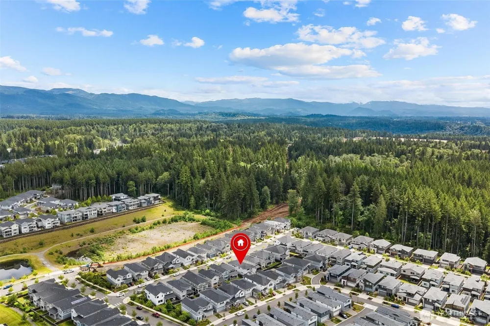 33533 Juniper Avenue SE Black Diamond, WA 98010