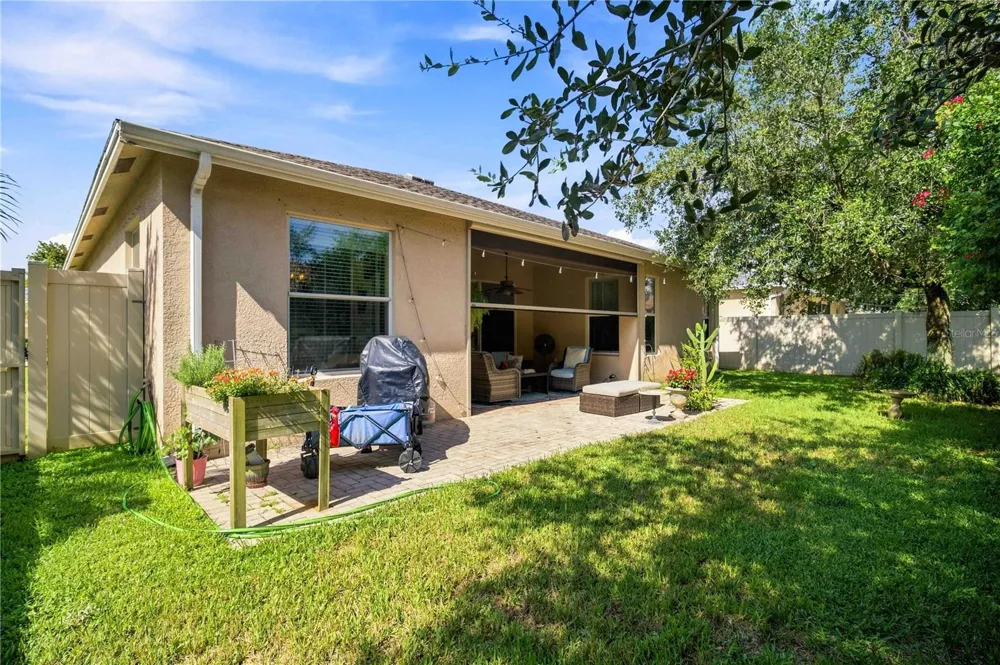 6733 45TH TERRACE E Bradenton, FL 34203