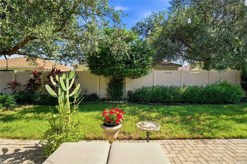 6733 45TH TERRACE E Bradenton, FL 34203