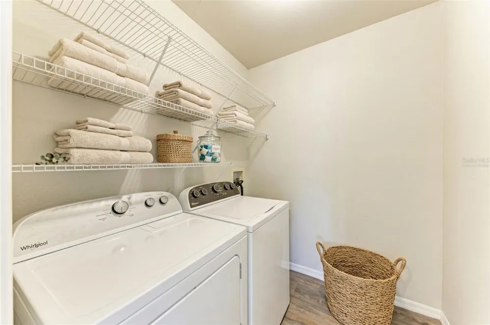 1195 VILLAGIO CIRCLE #101 Sarasota, FL 34237