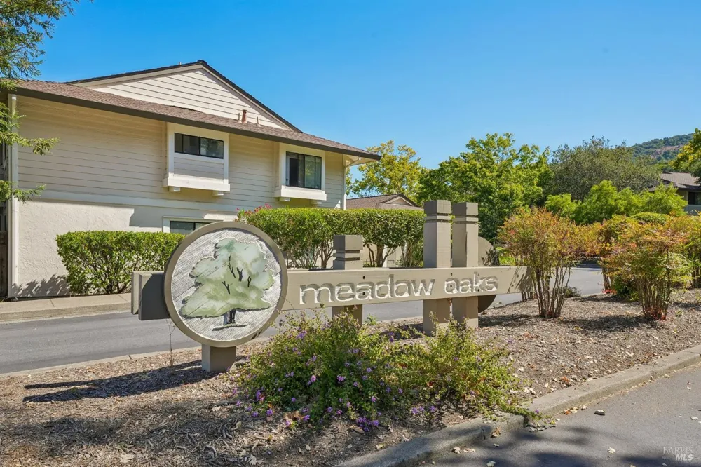 79 Village Circle San Rafael, CA 94903