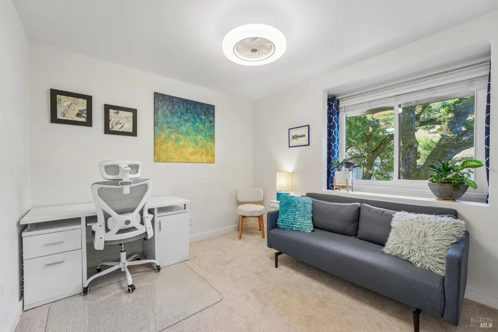 79 Village Circle San Rafael, CA 94903