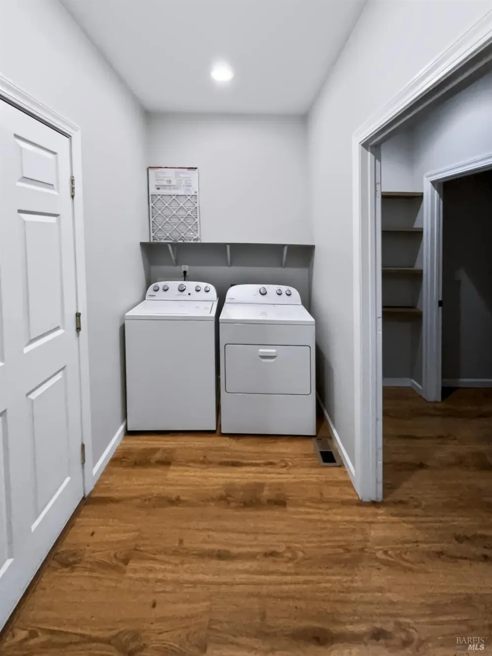 1290 Tuck Road Willits, CA 95490