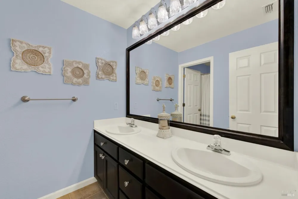 2440 Skyview Circle Fairfield, CA 94534