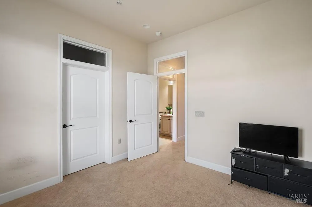 1118 Waltz Court Vallejo, CA 94591