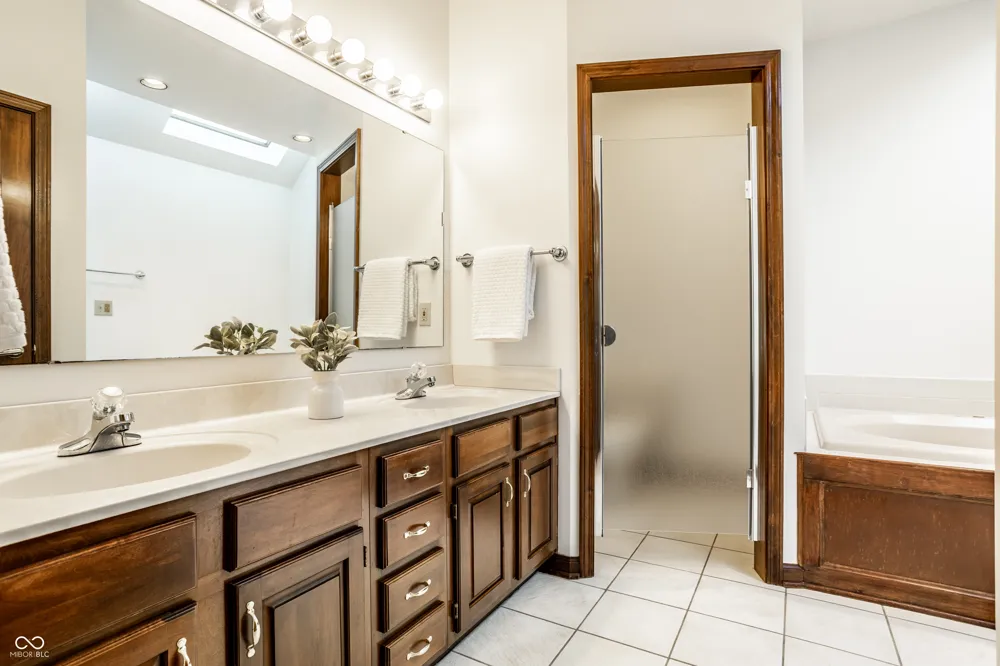 2540 Sutton Avenue Carmel, IN 46032