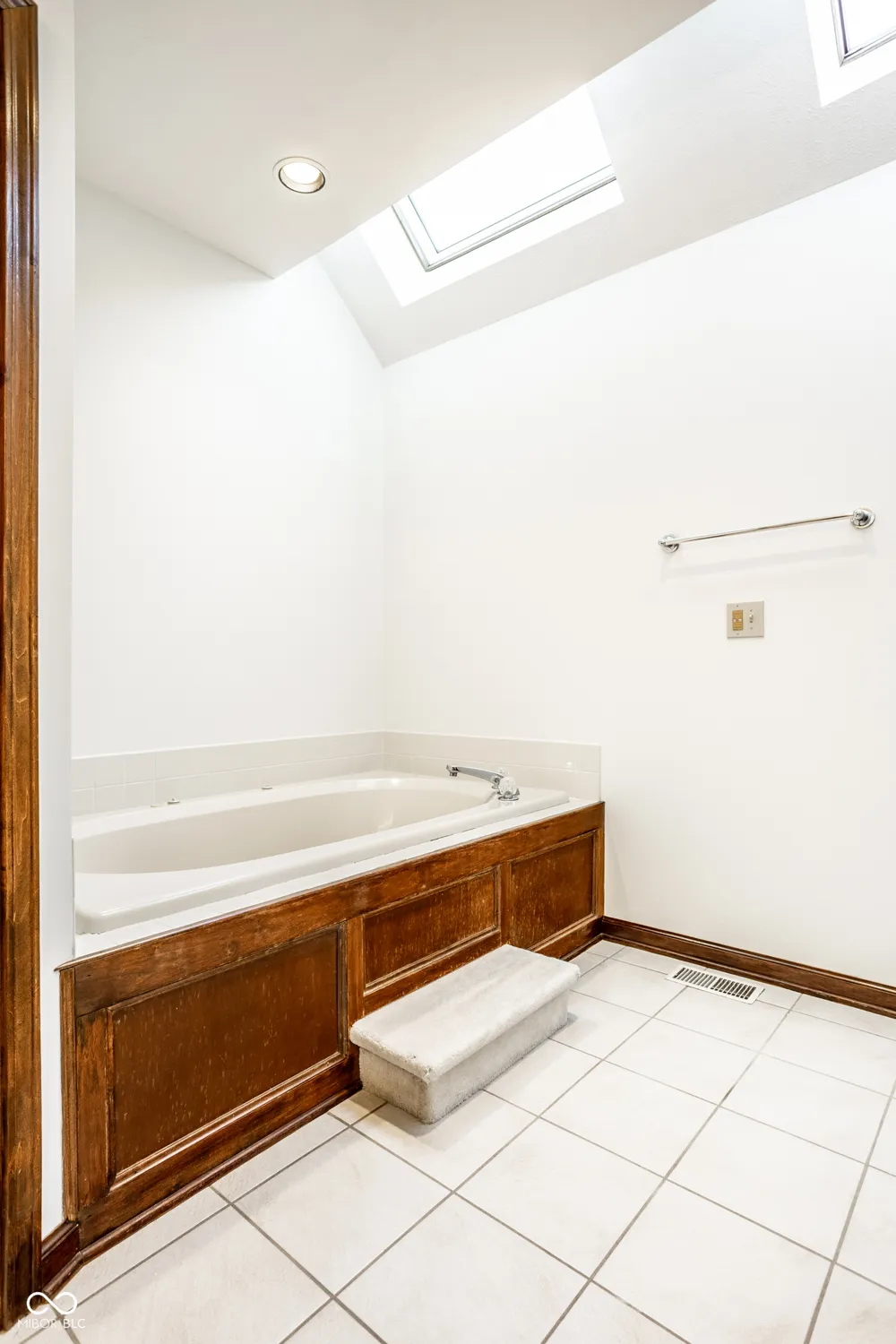 2540 Sutton Avenue Carmel, IN 46032