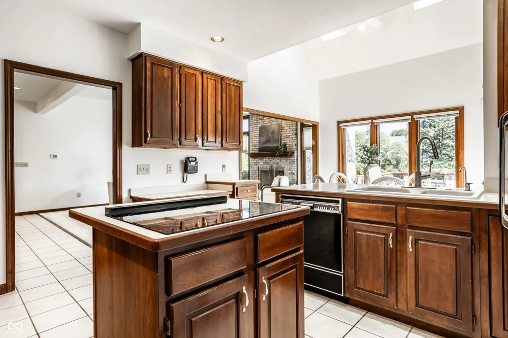 2540 Sutton Avenue Carmel, IN 46032