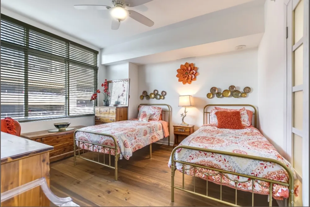 54 Rainey Street #703 Austin, TX 78701