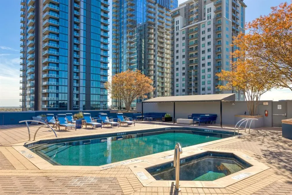 54 Rainey Street #703 Austin, TX 78701