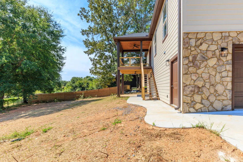 31 Sentry Oaks Chickamauga, GA 30707