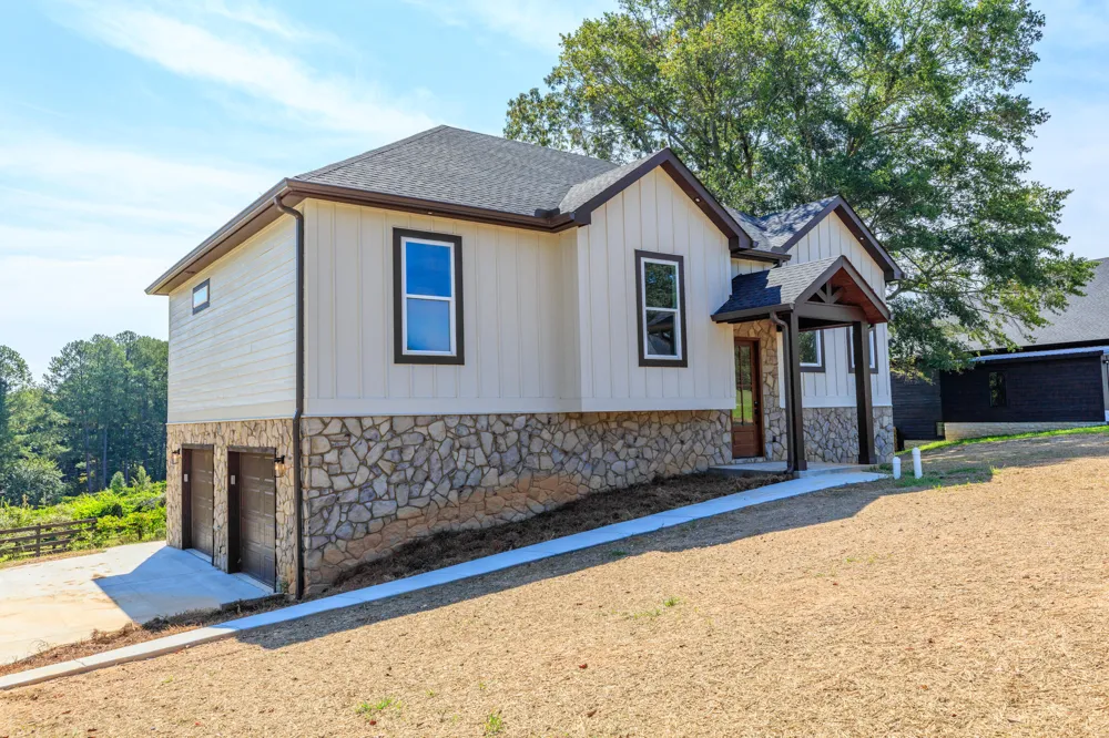 31 Sentry Oaks Chickamauga, GA 30707