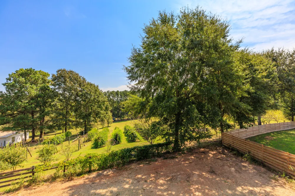 31 Sentry Oaks Chickamauga, GA 30707