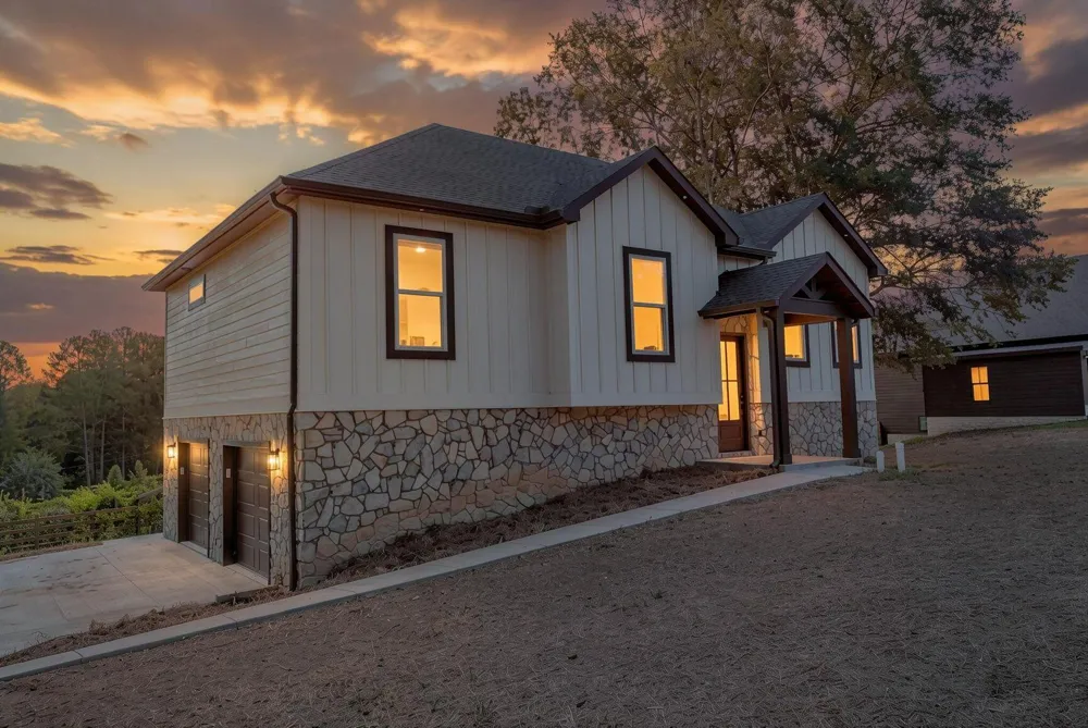 31 Sentry Oaks Chickamauga, GA 30707
