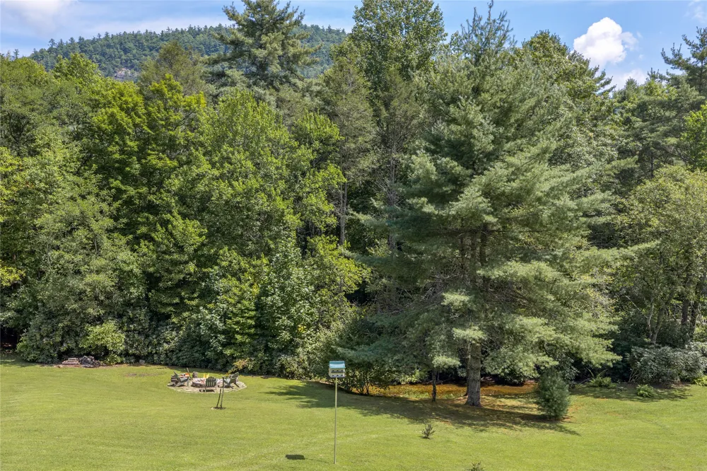 48 Mountain Brook Way Highlands, NC 28741