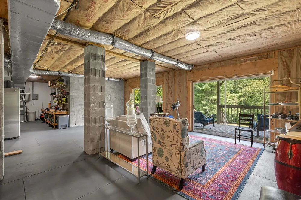 48 Mountain Brook Way Highlands, NC 28741