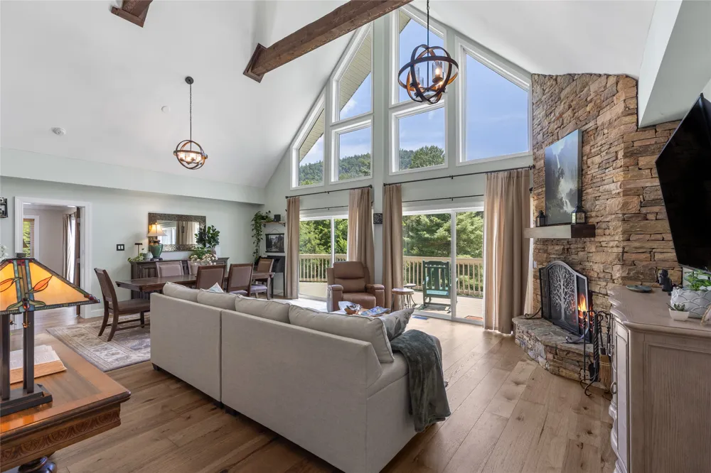 48 Mountain Brook Way Highlands, NC 28741