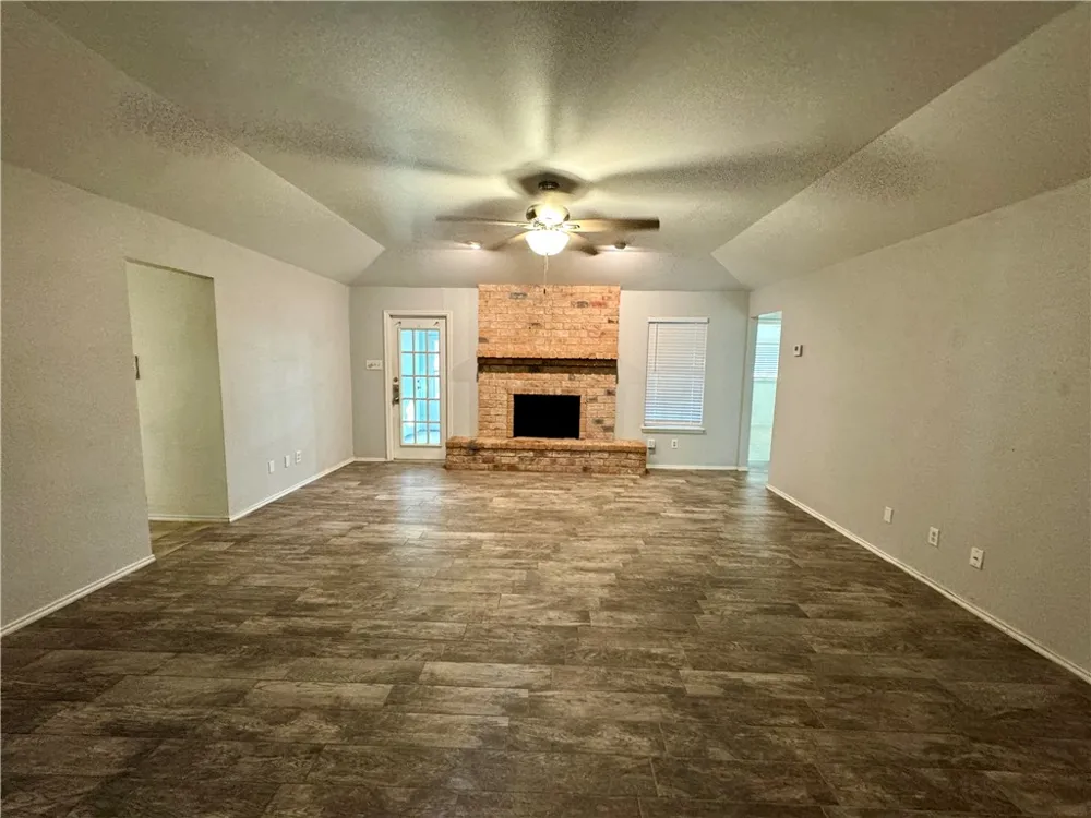 3009 Hilldale Drive Corpus Christi, TX 78415