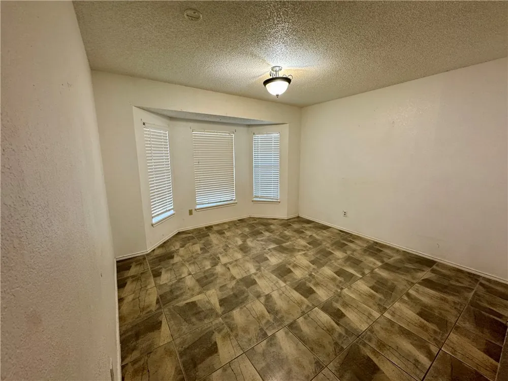 3009 Hilldale Drive Corpus Christi, TX 78415