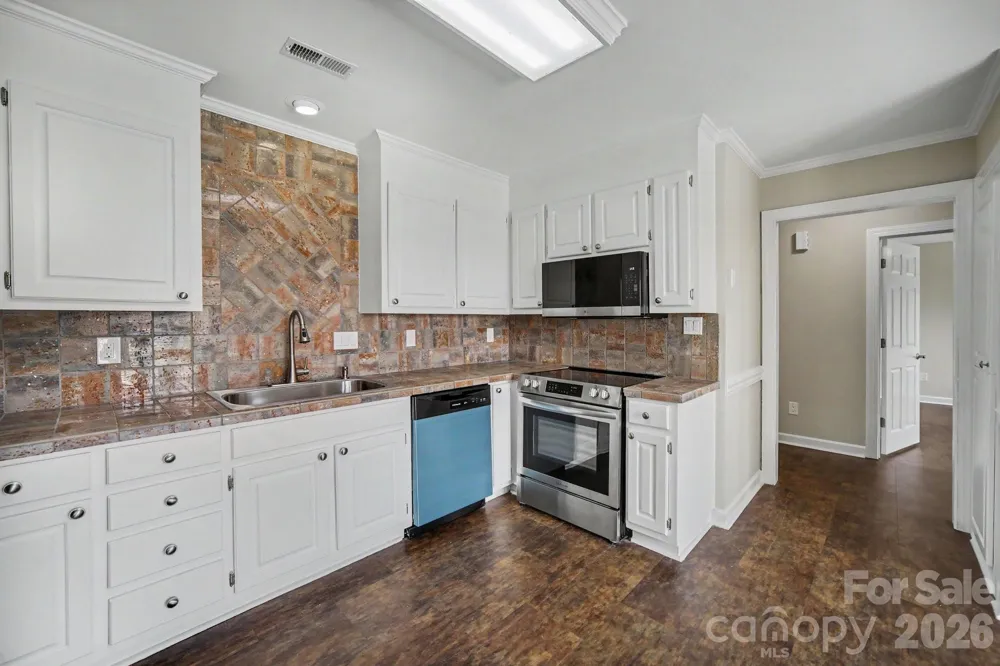 1912 Wexford Court Gastonia, NC 28054
