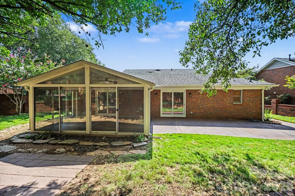 1912 Wexford Court Gastonia, NC 28054