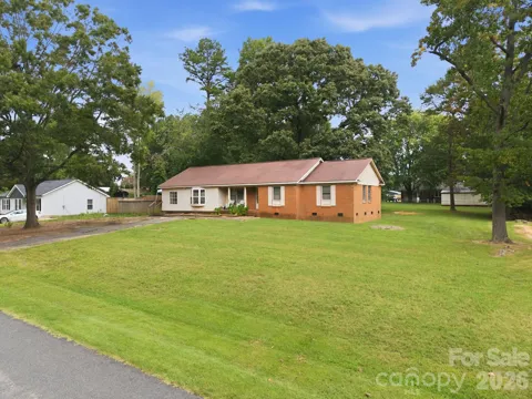 205 Pine Court
