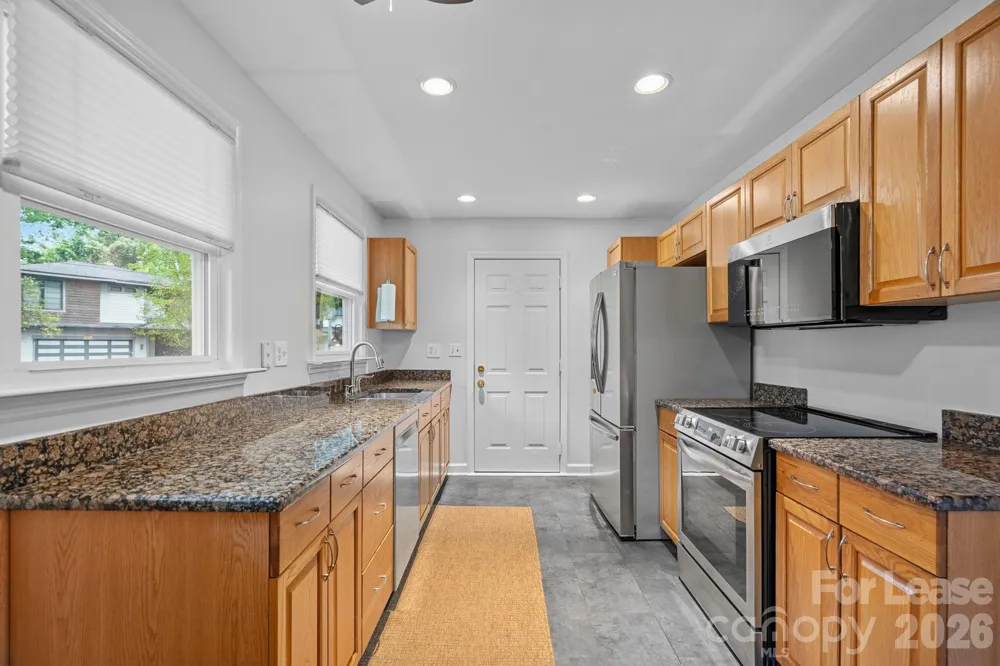4231 Mantle Court Charlotte, NC 28205