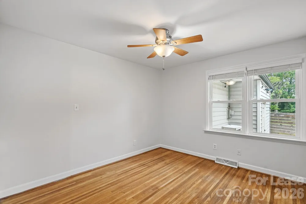 4231 Mantle Court Charlotte, NC 28205