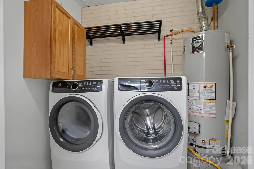 4231 Mantle Court Charlotte, NC 28205