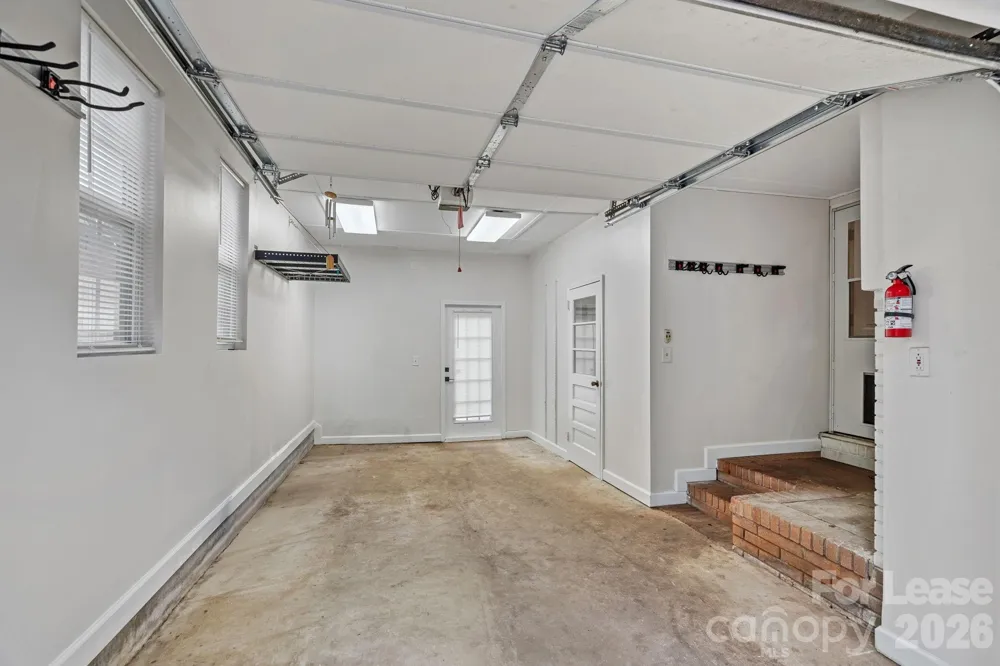 4231 Mantle Court Charlotte, NC 28205