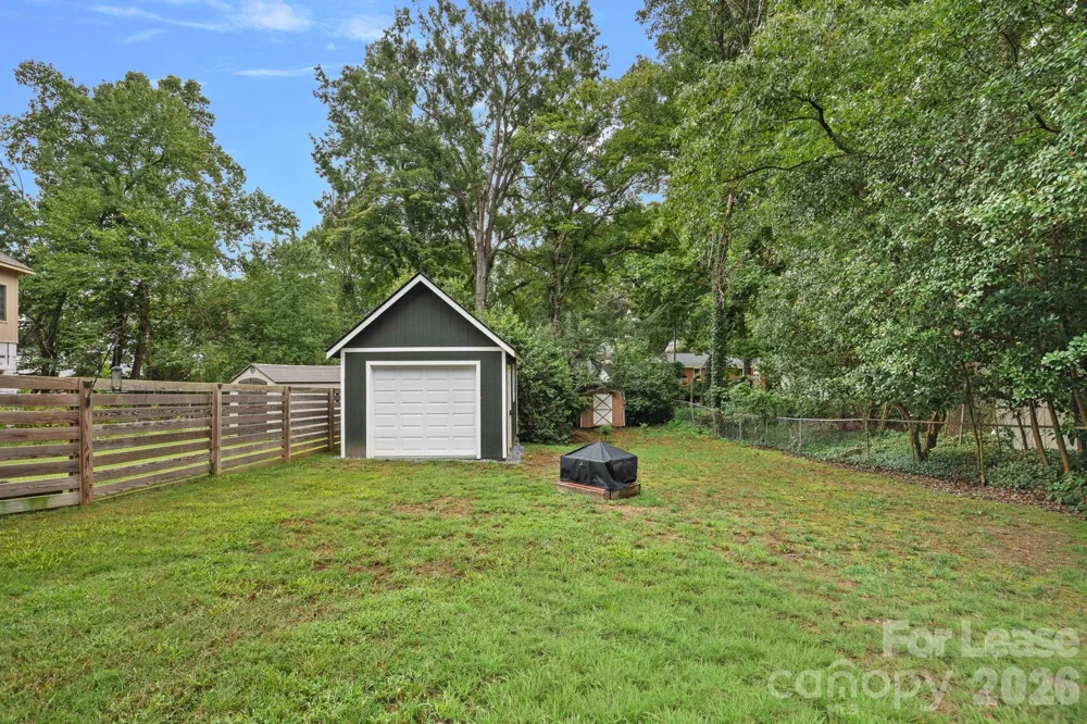 4231 Mantle Court Charlotte, NC 28205