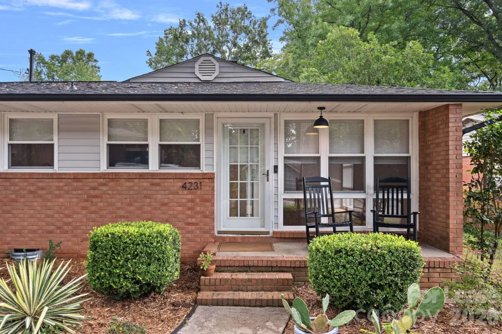 4231 Mantle Court Charlotte, NC 28205