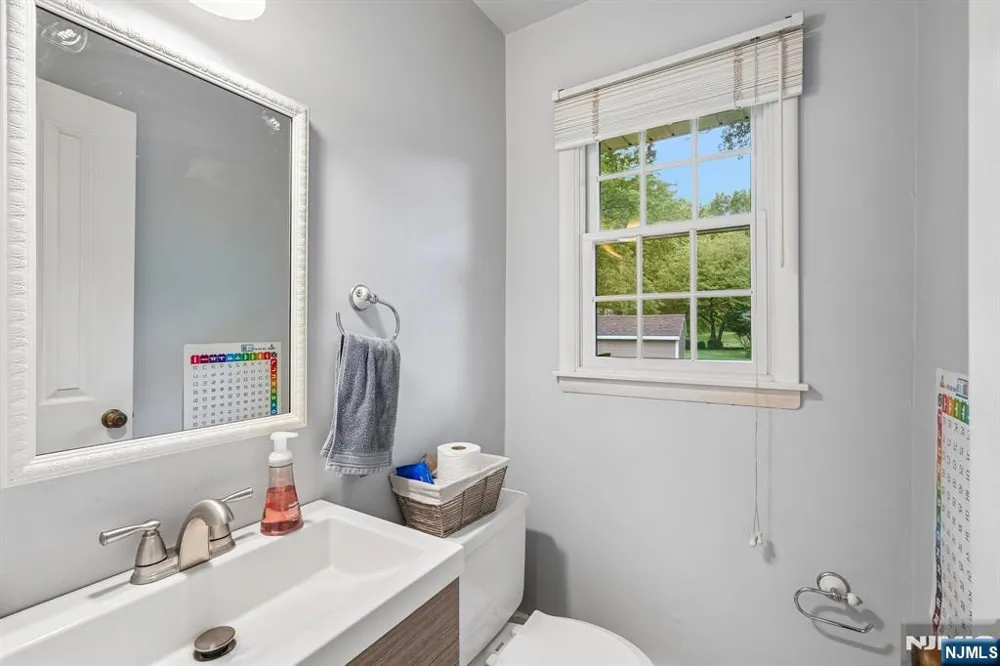 3 Kennedy Court Wayne, NJ 07470