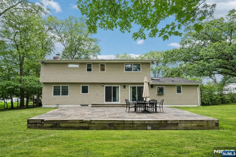 3 Kennedy Court Wayne, NJ 07470