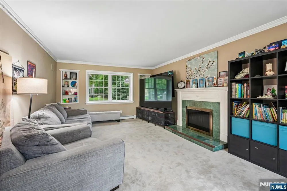 3 Kennedy Court Wayne, NJ 07470